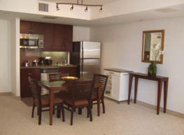 Club Quarters in Houston